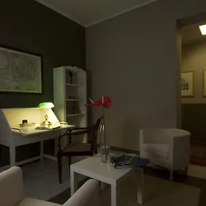 *** Couette-café Rent Florio Italie