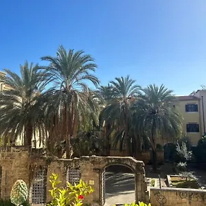 Bed & Breakfast Domus Dei Cocchieri ***